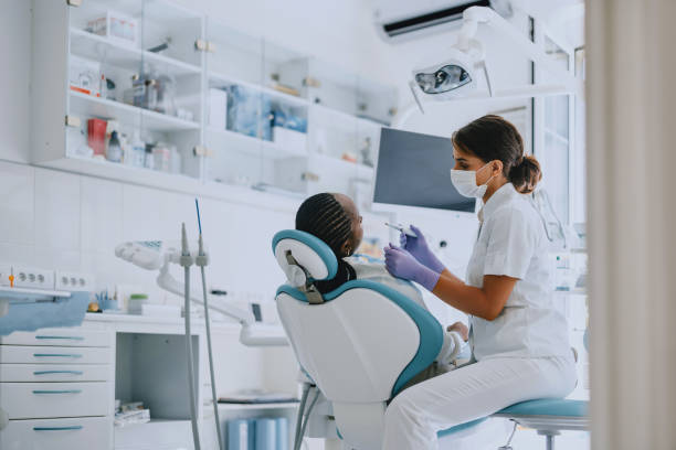Best Root Canal Treatment  in Shorewood Forest, IN